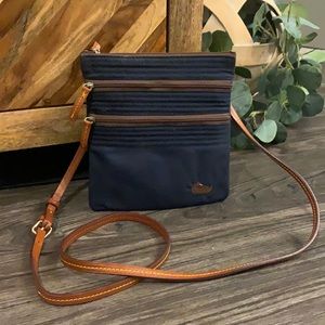 Dooney and Bourke perfect condition satchel